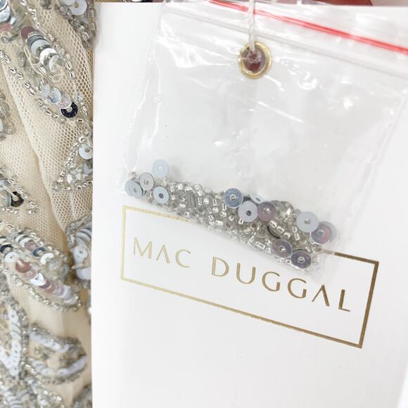 MAC DUGGAL Dress Size 2 Evening Gown Sequin NEW Silver Cream Beaded Leaf - Picture 3 of 9